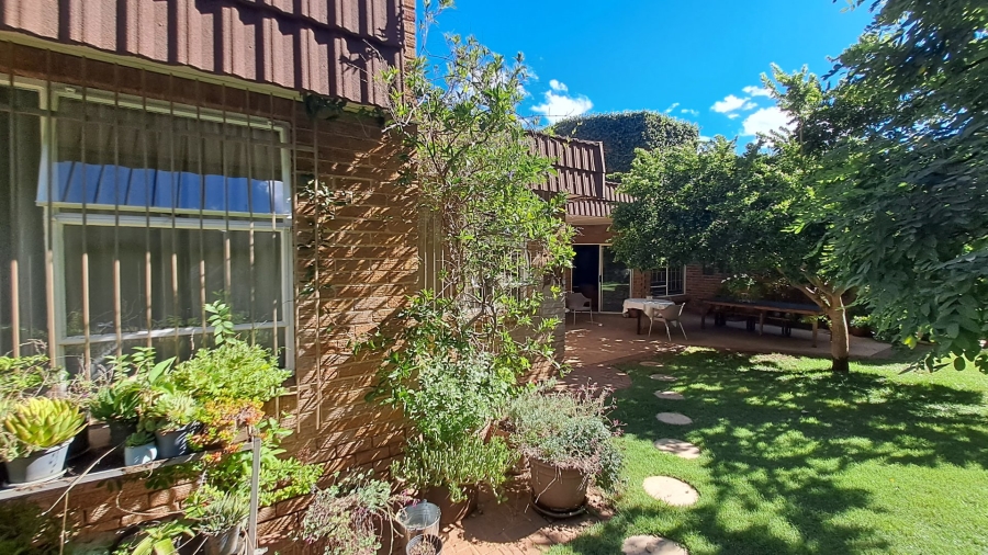 7 Bedroom Property for Sale in Universitas Free State